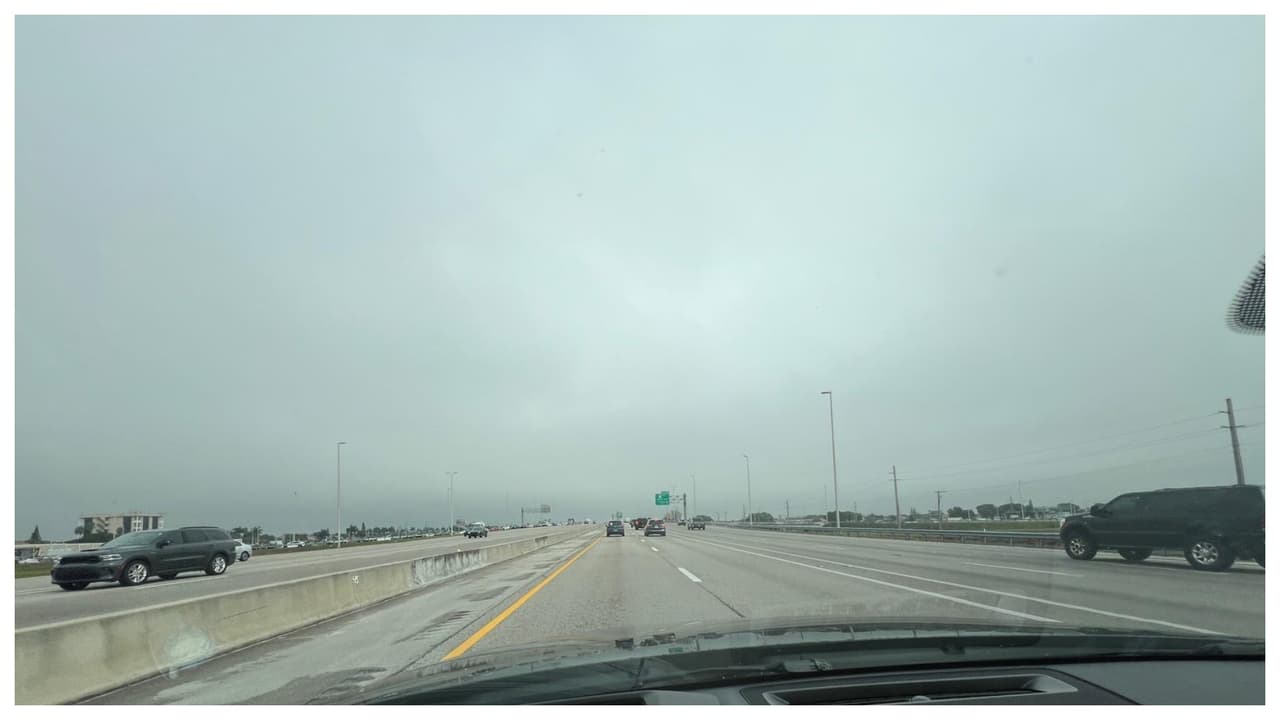 El sol se ocultó en Miami. Así luce la Turnpike la tarde de este jueves.