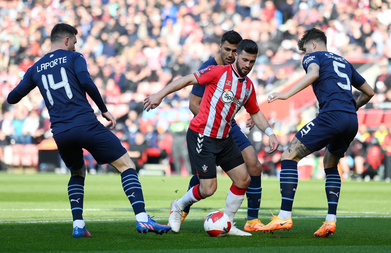 Manchester City goleó al Southampton como visitante (1-4) y selló su pase a las Semifinales, donde se medirá ante el Liverpool.