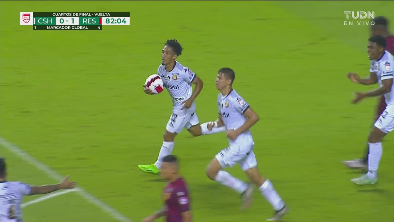 ¡Llegó demasiado tarde! Contreras define y empata el juego para Herediano