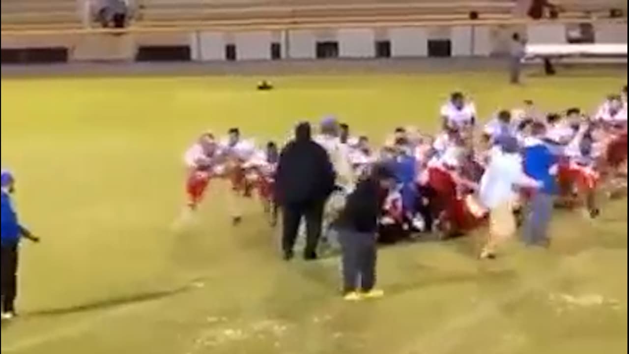 Tiroteo registrado en el estadio de una escuela en Lumberton deja una mujer herida