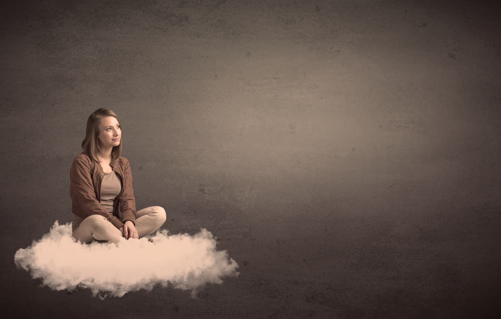 <b>Piscis</b>
<br>Neptuno, tu regente, retrógrado en tu signo
<br>Aviso: el plenilunio se combina con la influencia de tu regente Neptuno, retrógrado, y extiende un aviso a ser más consciente de tu realidad. La tendencia a “vivir en las nubes”, en un mundo de fantasías, dentro de una burbuja, aislado de la realidad y pensando que todos ven la vida como tú la ves se puede convertir en un gran peligro a la hora de tomar decisiones concretas que tienen que ver con cuestiones prácticas y esto podría complicarte después más adelante si no eres concreto y realista.