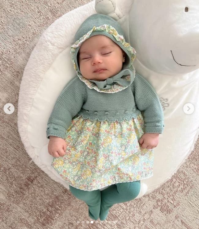 <b><a href="https://www.univision.com/famosos/ximena-navarrete-hija-figura-primer-viaje" target="_blank">"No hice nada en específico"</a></b>, confesó, "tal vez será porque nació de buen peso".