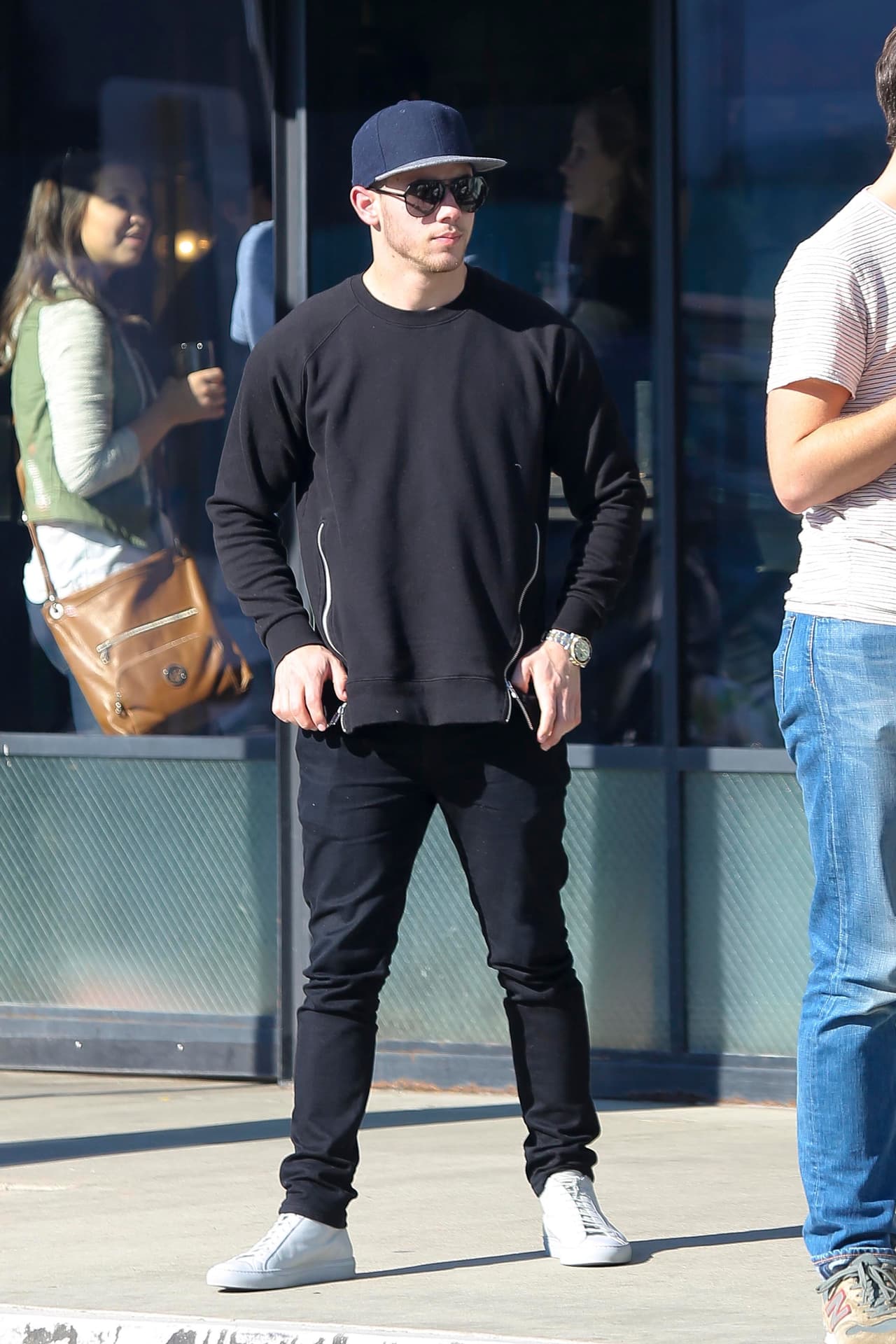 Ni siquiera por ser los Jonas tienen beneficios.