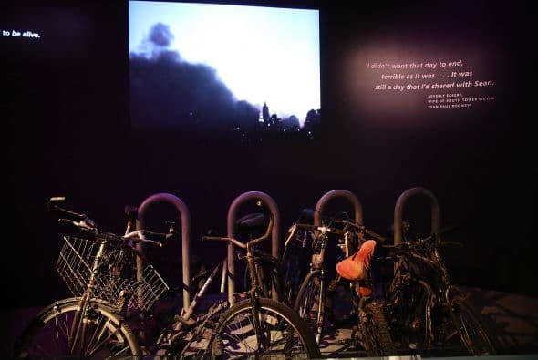 Un portabicicletas rescatado de la Zona Cero.