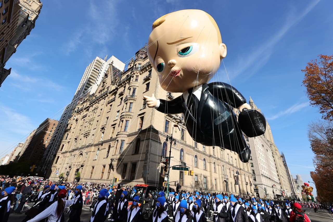 El globo Baby Boss también desfiló.