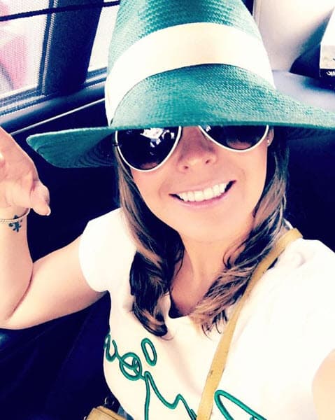 Poco a poco su recuperación ha sido satisfactoria y ha podido continuar con sus actividades diarias de actriz, madre y esposa.