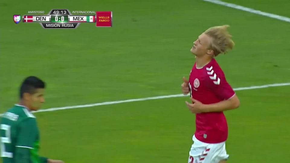 Tiro desviado de Kasper Dolberg