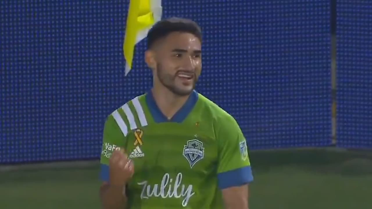 Doblete de Roldán y Sounders puso el tercero