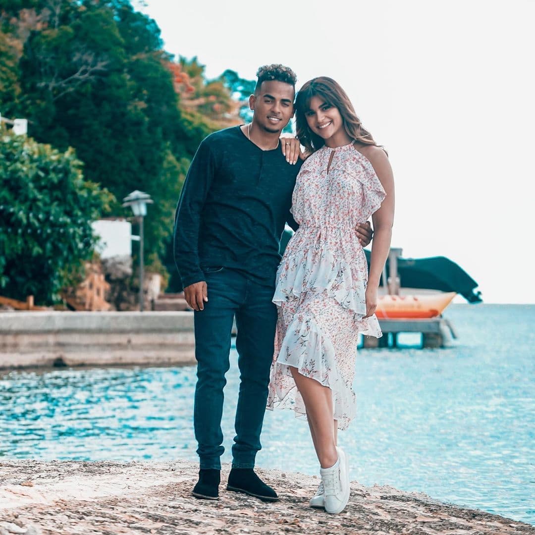 El motivo, presentar su película 'Qué León', la cual protagoniza junto al cantante puertorriqueño Ozuna.