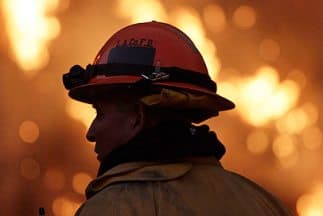 Incendio forestal en California.