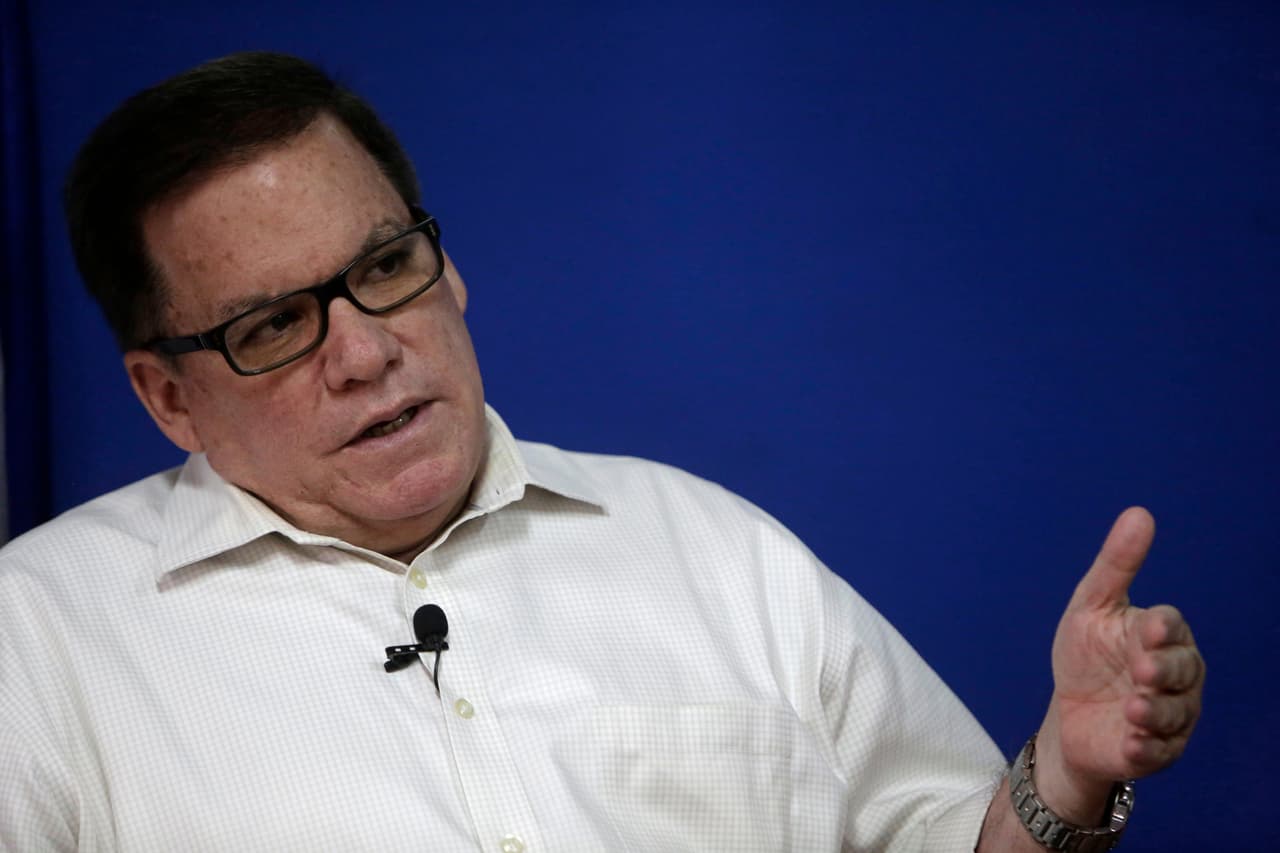 <b>José Adán Aguerri.</b> Economista y activista político opositor. Presidente del Comité Consultivo de la Integración Económica de Nicaragua.
<br>
<br>En respuesta a la resolución, el embajador nicaragüense ante la OEA, Luis Alvarado, expresó su rechazo a que se trate en un foro internacional el proceso electoral de su país, que considera un asunto interno.
<br>