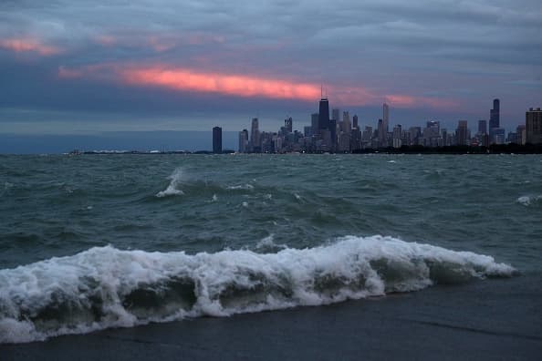 El hombre que renunció a un maratón de nado tras descubrir que recorrió 60 millas... en el sentido incorrecto