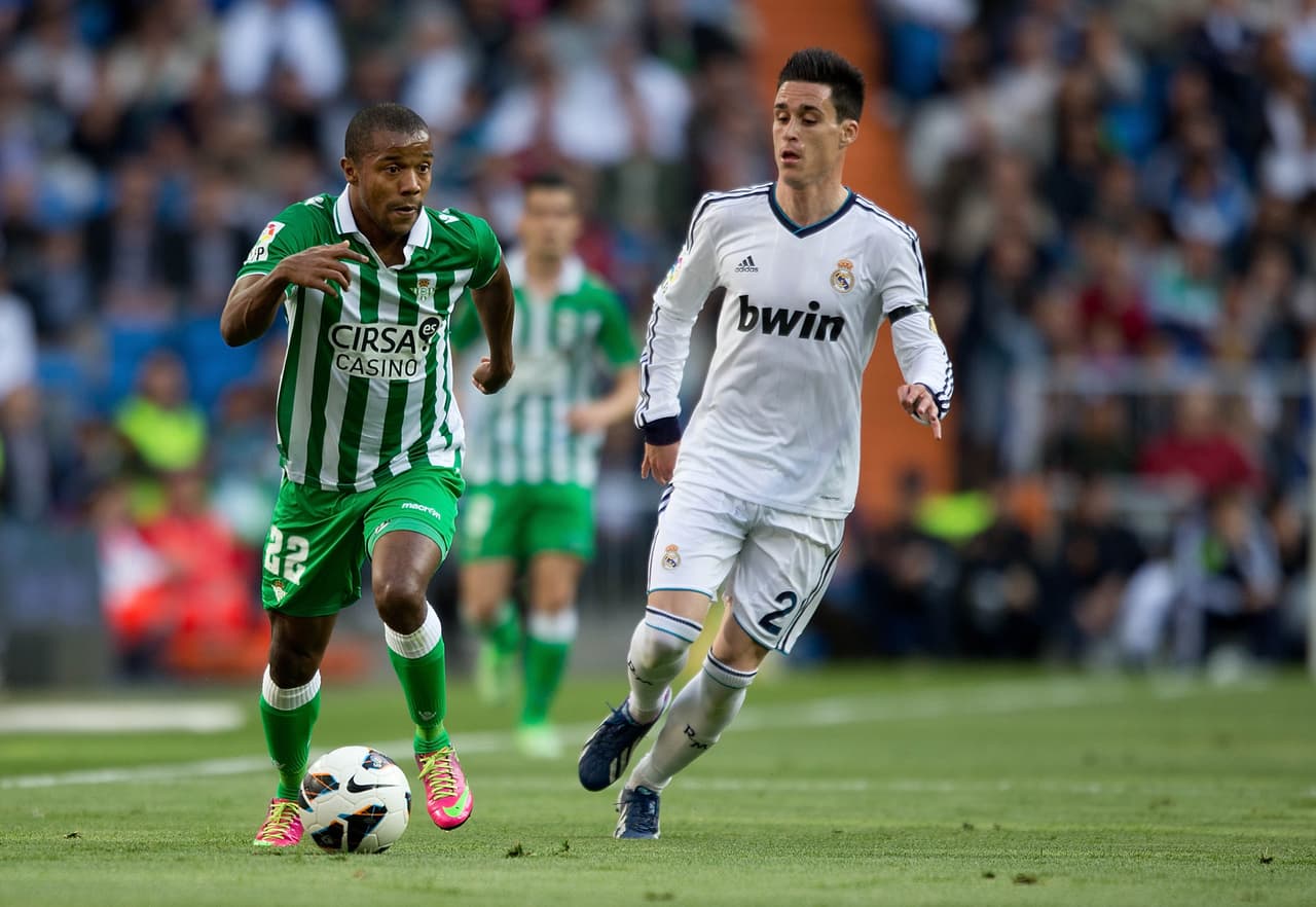 Antes de ser comprado por Monterrey al Parma de Italia, el colombiano dejó una grata impresión en España jugando prestado para el Betis de Sevilla.