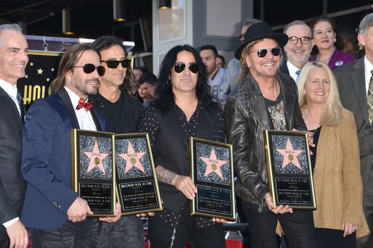 Sobretodo por los hispanos que sufren de abusos en Estados Unidios.