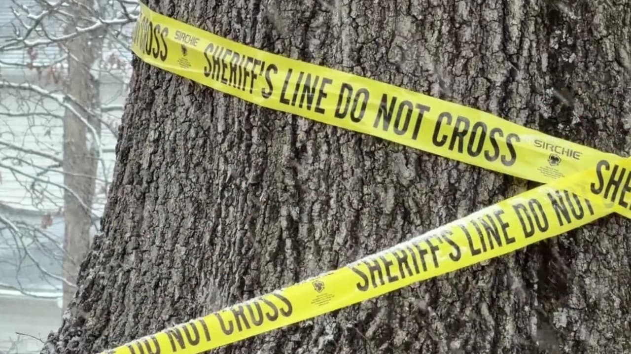 Hijo mata a su padre y luego muere en su casa de Sterling, Virginia; comunidad expresa consternación