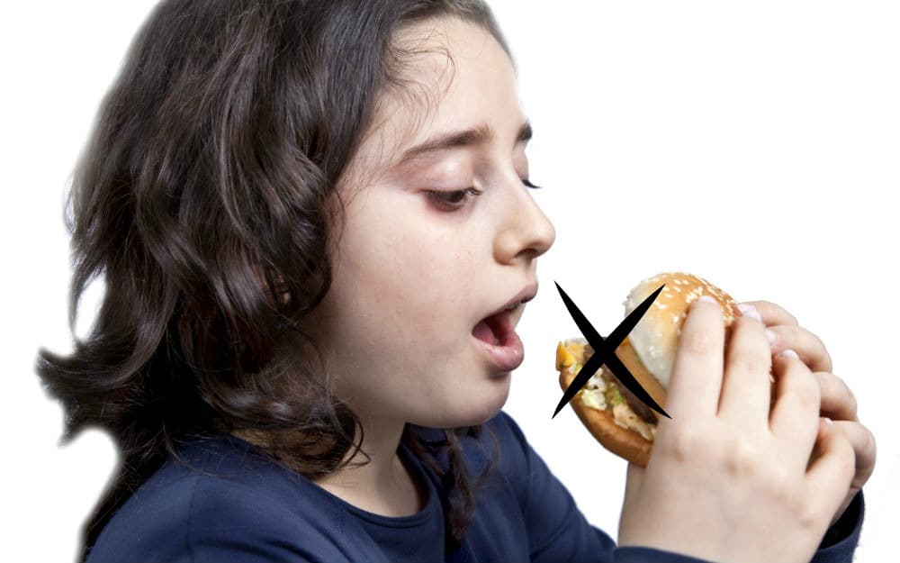 ¿Cómo le explico a mi hijo que tiene sobrepeso?