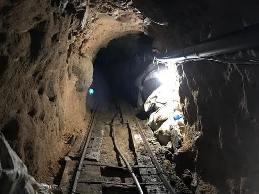 Nuevo récord en la guerra contra el narco: decomisan el mayor cargamento de drogas dentro de un túnel en California