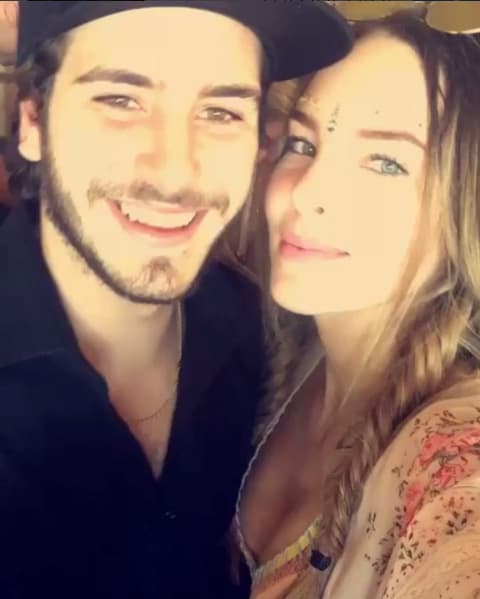 <b><a href="http://www.univision.com/personas-belinda-peregrin-schull-e">Belinda</a></b> tiene muchos seguidores en sus redes sociales y siempre recibe declaraciones de amor y mensajes de admiración por su belleza pero su hermano no se queda atrás.