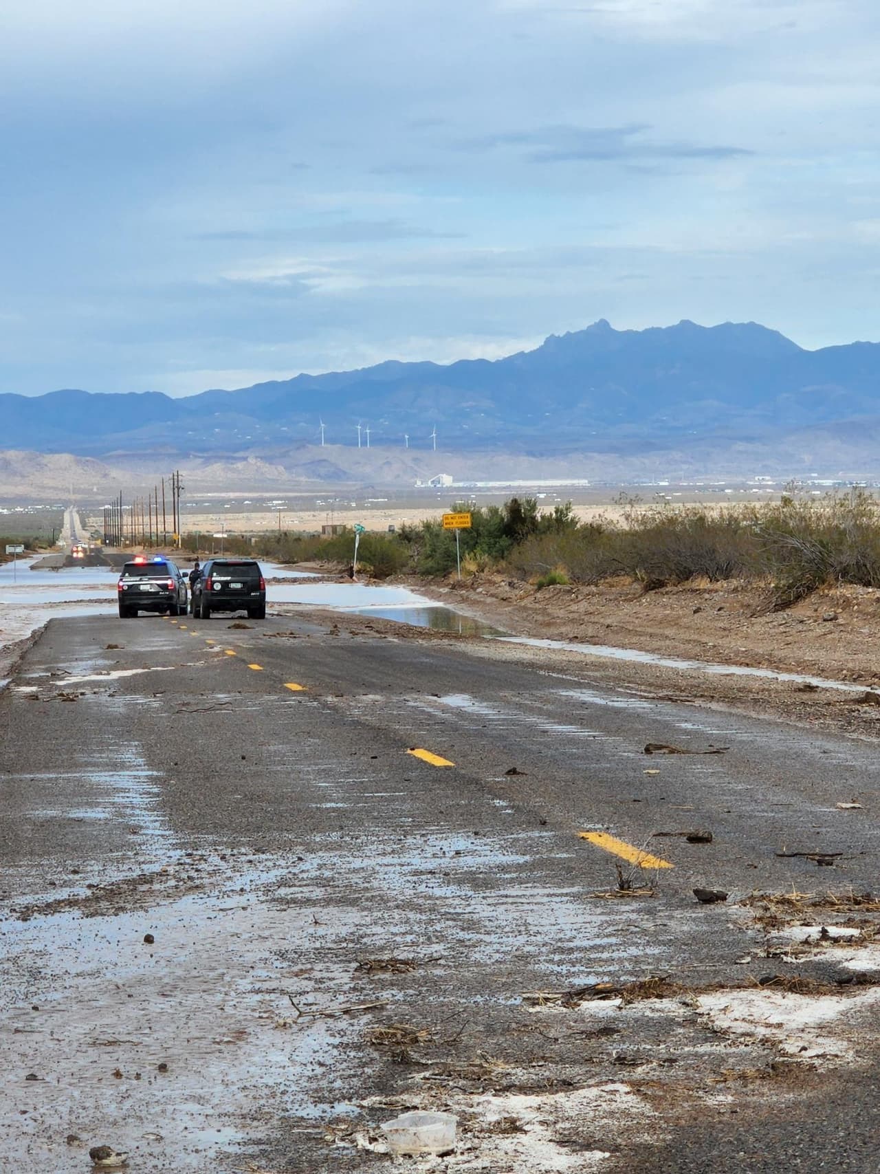 El descenso del nivel del agua ayudó a los rescatistas a que su labor fuera más rápida y segura.