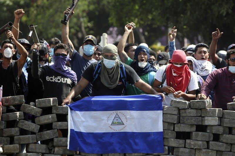 Ortega backtracks as Nicaragua student protests continue