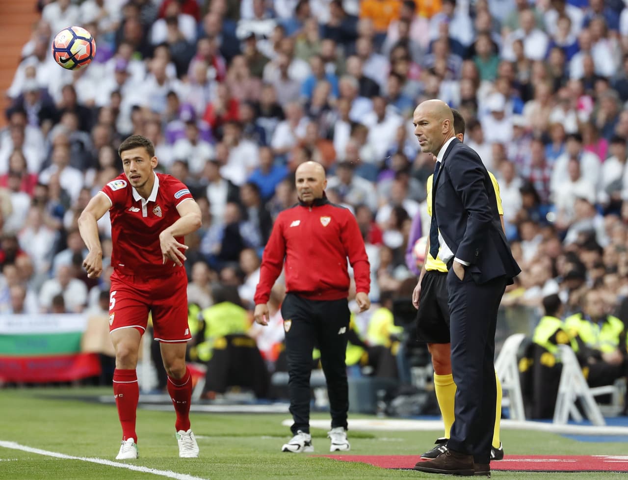El equipo de Zidane recibió en el Bernabéu al de Jorge Sampaoli, que piensa más en la selección de Argentina. Un partido que para muchos podría ser el 'pinchazo' de los 'merengues'.