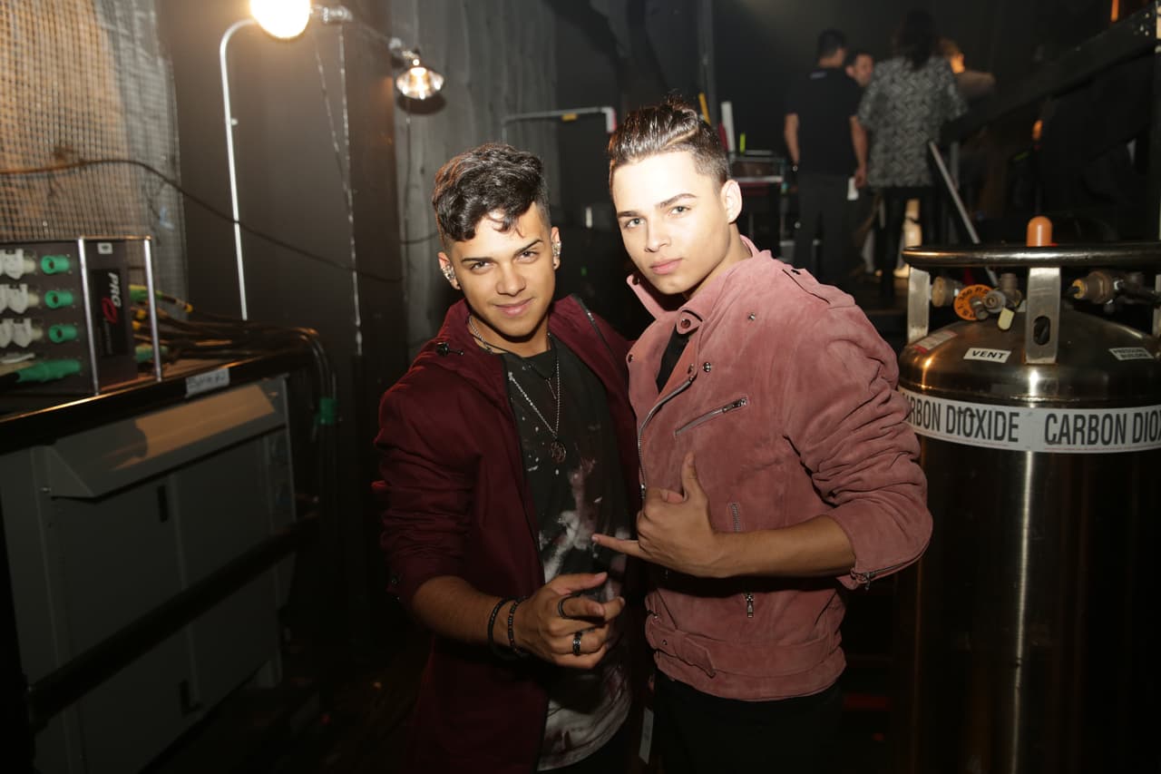 Todos los chicos tienen los nervios de punta.