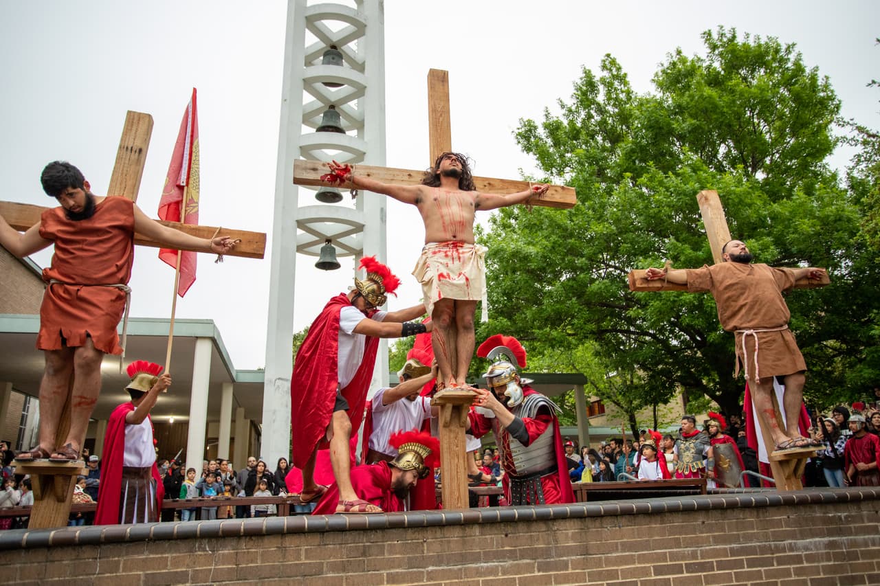 viacrusis iglesia Dallas 