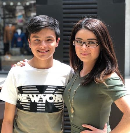 En agosto pasado, el hijo adolescente de Violeta dejó su hogar para perseguir su sueño: convertirse en futbolista profesional, por lo que viajó de la Ciudad de México a Pachuca, Hidalgo para internarse en la Universidad del Fútbol y Ciencias del Deporte.