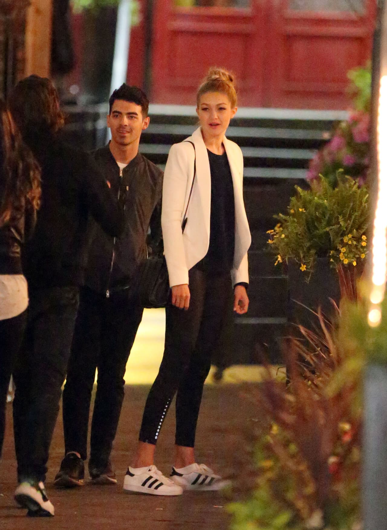 Ojalá pronto aclaren su ésta fue una de sus primeras citas.