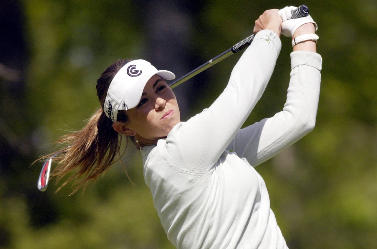 Erica Blasberg (25 años) – La golfista estadounidense paralizó al mundo del golf cuando en 2010 decidió terminar con su vida a una muy corta edad.