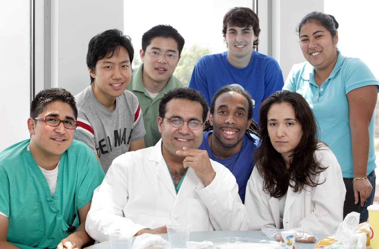 El Dr. Q. a los inmigrantes indocumentados: "No pierdan ese deseo de superarse, de estudiar, de salir adelante, no dejen de soñar".