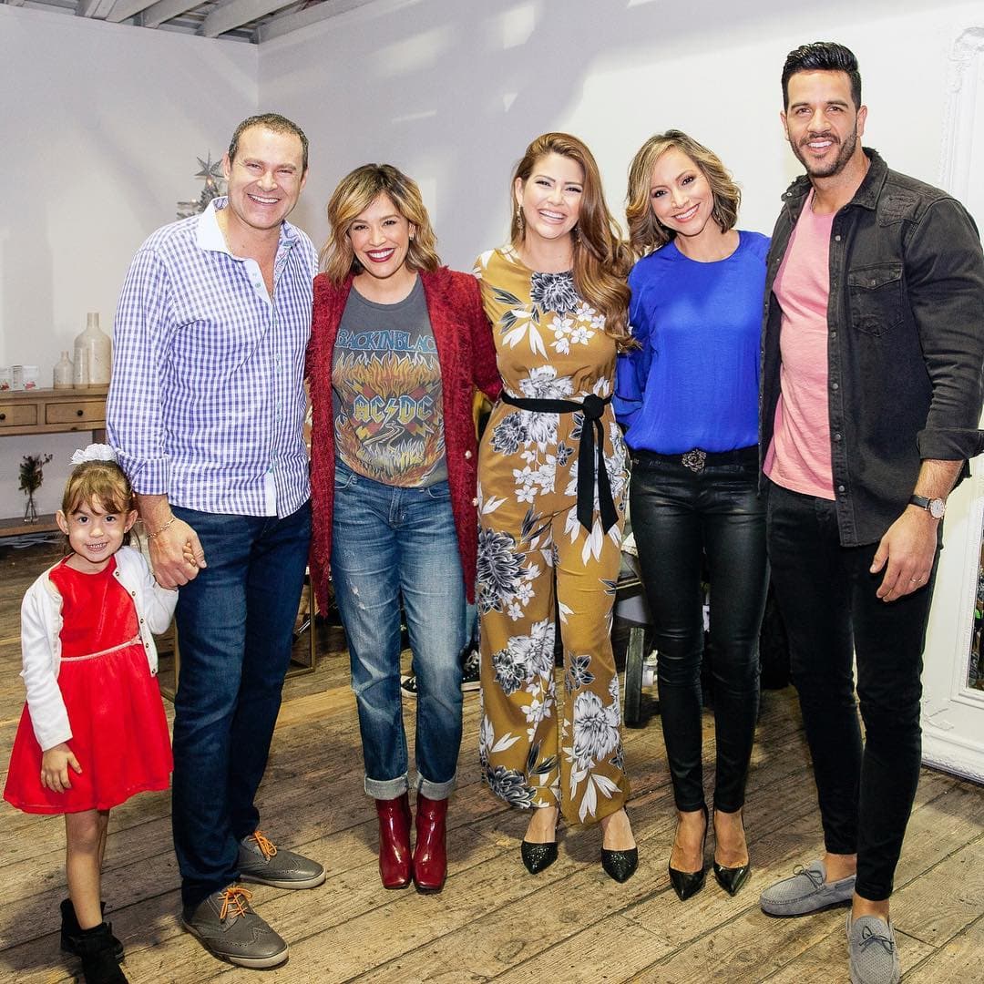 En el 2018, Ana Patricia también echó a volar su creatividad al organizar una amena posada en casa a la que fueron invitados sus amigos y compañeros de Despierta América.