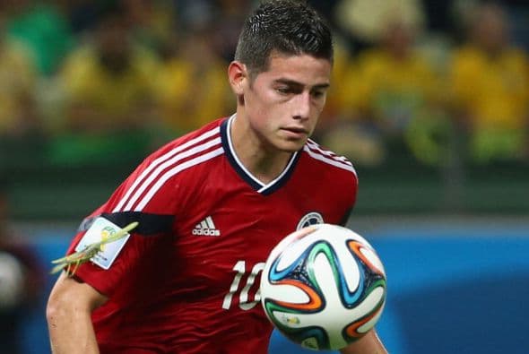 13. JAMES RODRÍGUEZ. El guapo defensa colombiano vio su valor elevarse en 44.5 millones de dólares con el paso del Mundial de Fútbol.