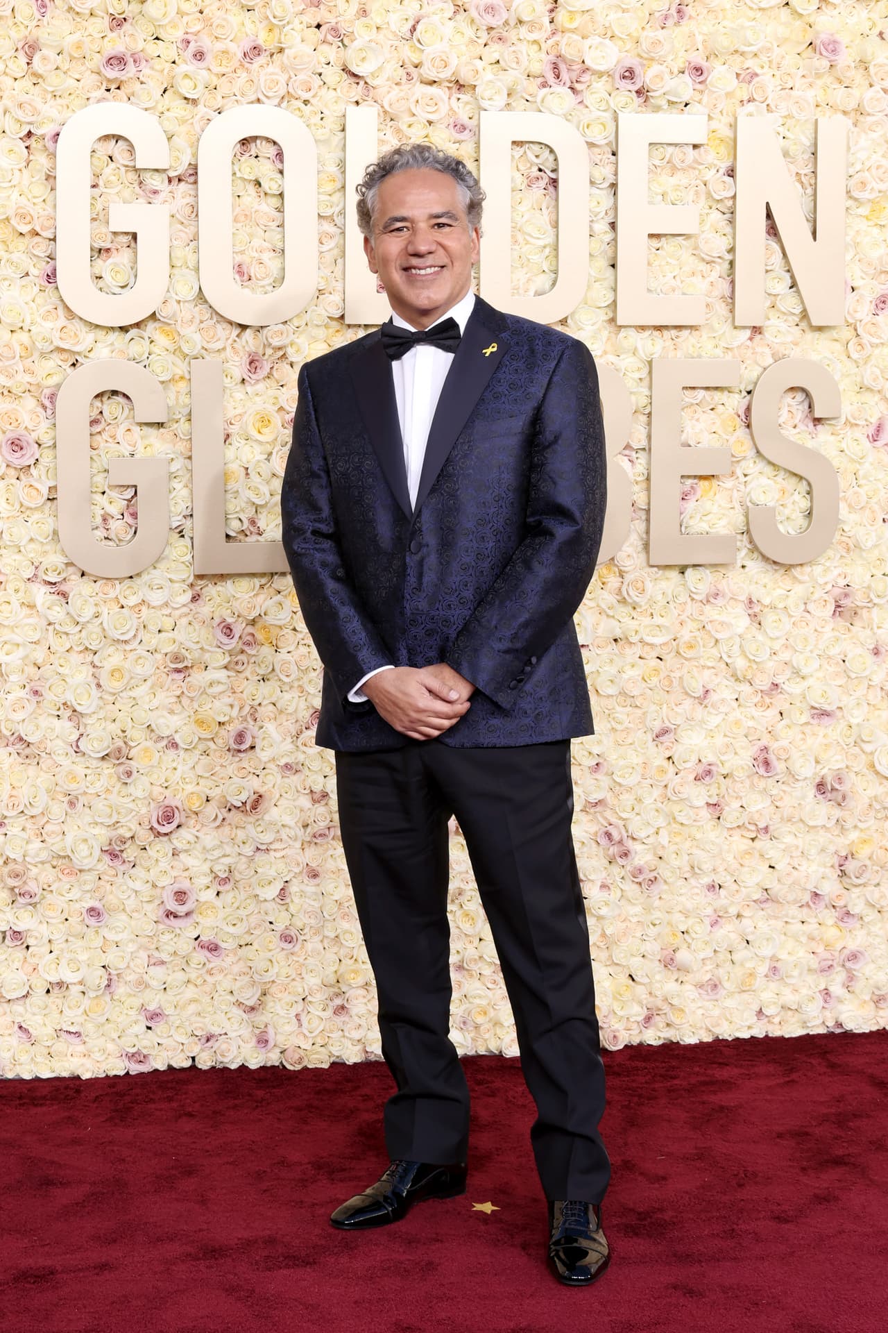 John Ortiz a su llegada a los Golden Globes 2024.