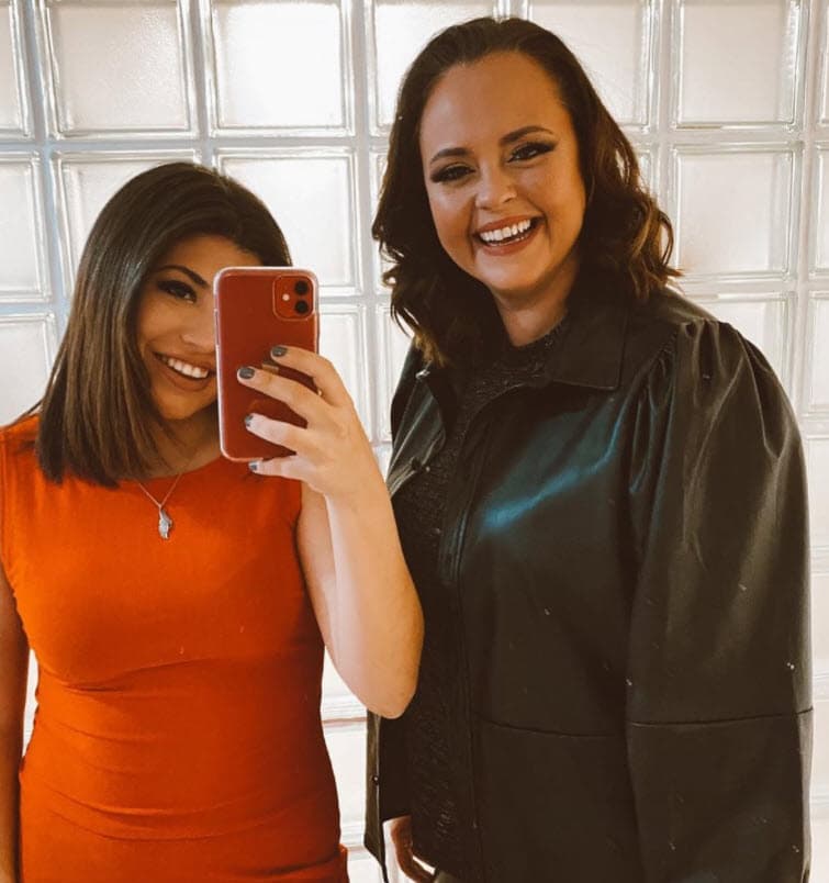 "Para mí
<b>Aitana es mi hija</b>. Me la dieron ya hecha, me ahorré el embarazo. Yo siempre he estado en su vida, siempre he intentado ser su mejor amiga adulta porque quieres ganar esa confianza".
<br>