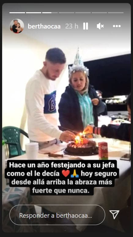 Bertha Ocaña también compartió algunas fotos del festejo del año pasado cuando aún vivía su hermano: "Hace un año festejando a su 'jefa', como él le decía". 
<br>