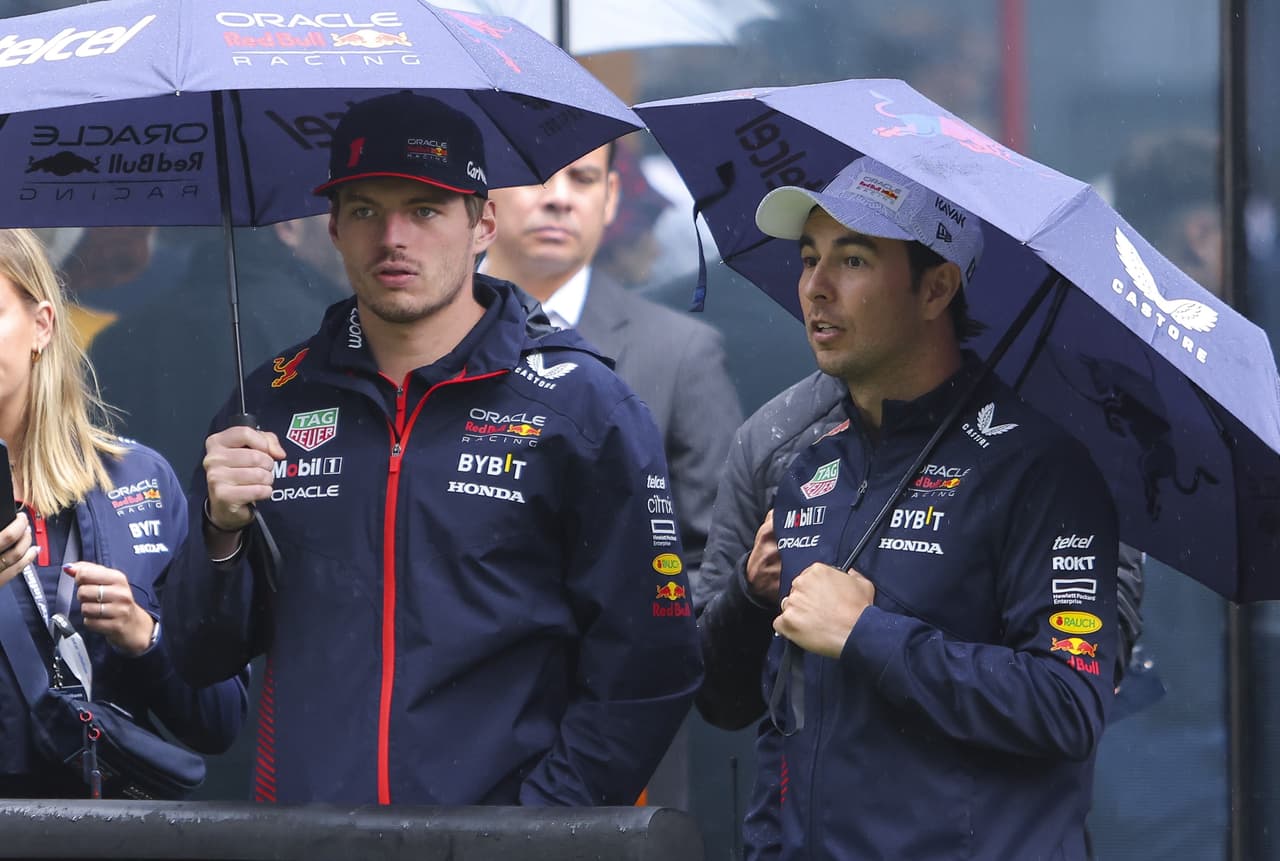 Checo Pérez 'humilla' a Verstappen rumbo al GP de México