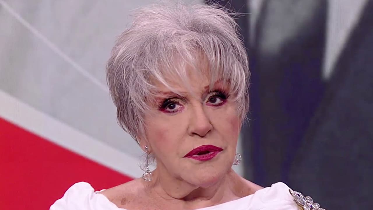 Anel Noreña se siente "en paz" tras vivir un dolor muy grande con sus hijos por no tener noticias de José José