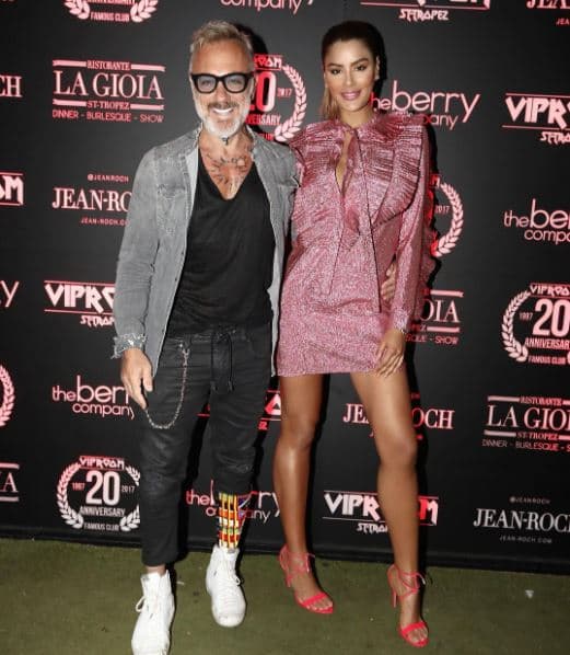 Y aunque al prinicipio Ariadna y Gianluca, de 24 y 51 años respectivamente, negaron estar enamorados más adelante gritaban su amor en redes sociales. Sin embargo, 
<b>terminaron su noviazgo después del verano. </b>La noticia se dio a conocer el 3 de octubre de 2017, un día antes que el millonario italiano se presentara en una discoteca en Barranquilla, Colombia
<b>.</b>