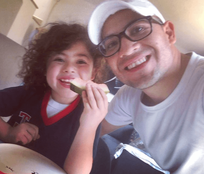 Pero solo quedó como una estrella infantil, pues tomó un rumbo totalmente distinto e incluso probó suerte en algún tiempo como compositor.