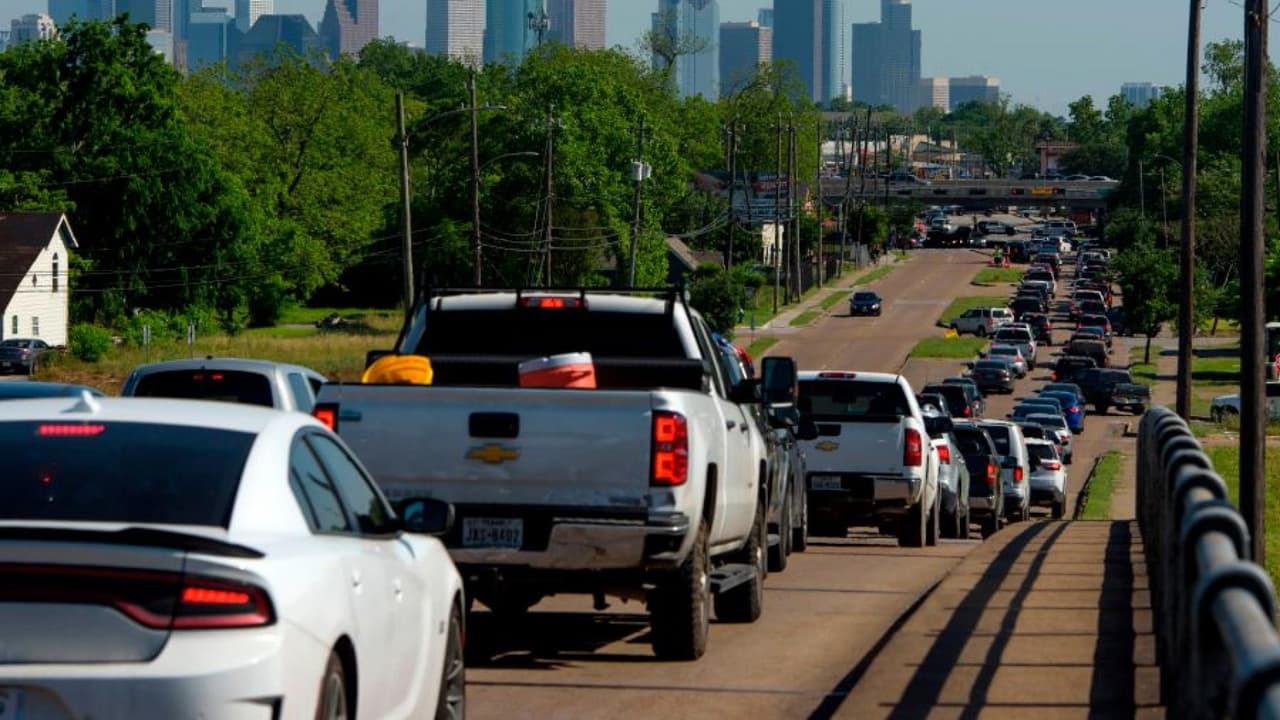 El 
<b><a href="https://www.univision.com/local/houston-kxln/pintar-grabar-y-tapar-consejos-de-las-autoridades-de-houston-para-evitar-el-robo-de-convertidores-cataliticos-video">robo de convertidores</a></b> catalíticos en la ciudad ha aumentado y se ha convertido en un serio problema para las autoridades. De acuerdo con el Departamento de Robo de Autos de la Policía de Houston, se han incrementado en miles los casos.
