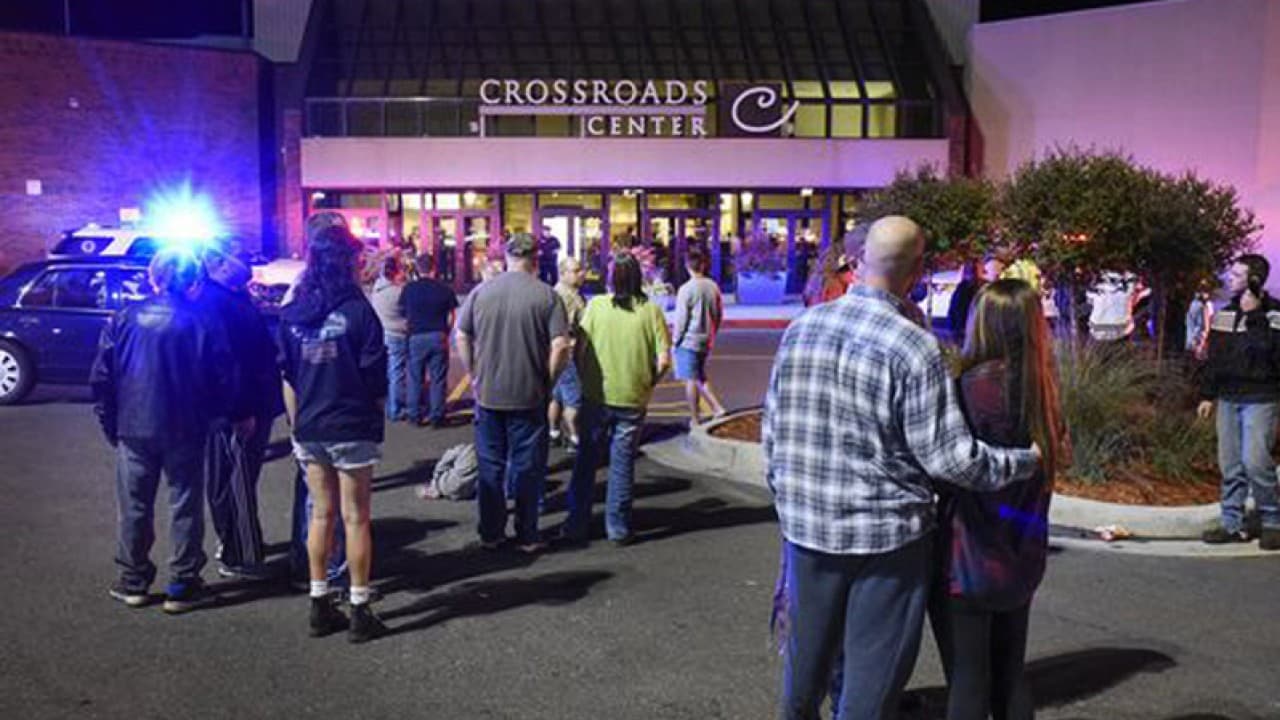 Estado Islámico se atribuye ataque a cuchilladas en un centro comercial de Minnesota