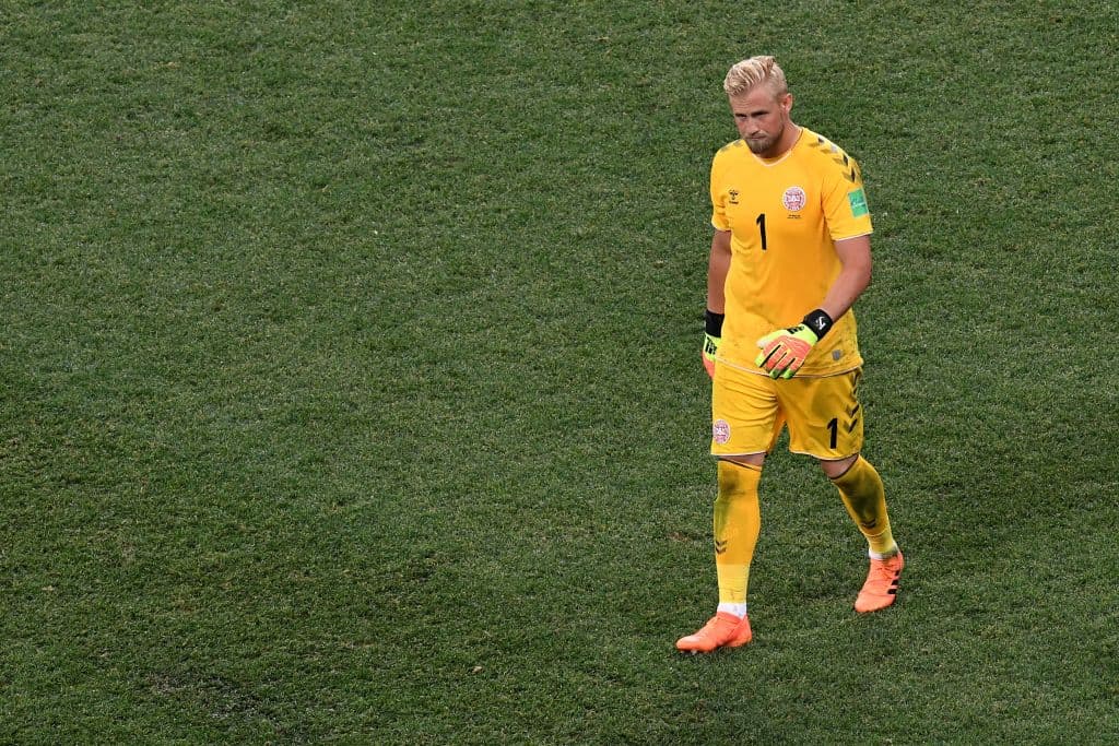 Dinamarca perdió y fue eliminada, pero al mismo tiempo gana un ídolo en Kasper, quien se creció en los momentos de apremio, tal y como solía hacer su padre en el mismo puesto, Peter Schemichel.