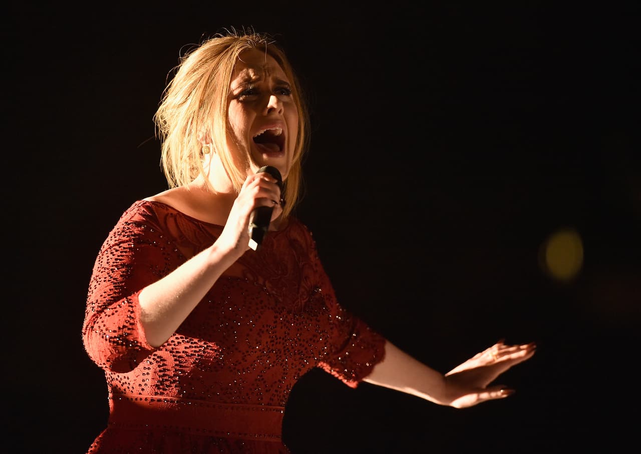 El video que redime a Adele tras los Grammy