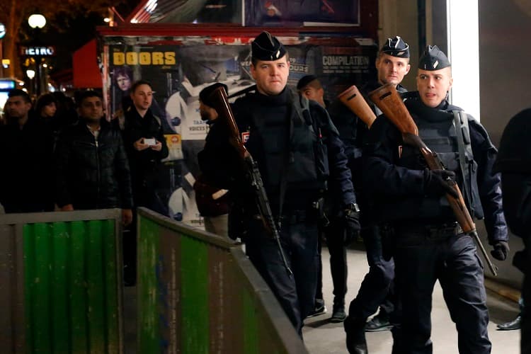 Más de 20 arrestos en operaciones antiterroristas por toda Francia