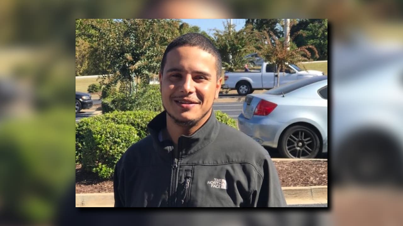 Brian viajaba de New Orleans hacia Atlanta, pero nunca llegó. Su auto fue encontrado abandonado y encendido en el condado de Conecuh, Alabama.