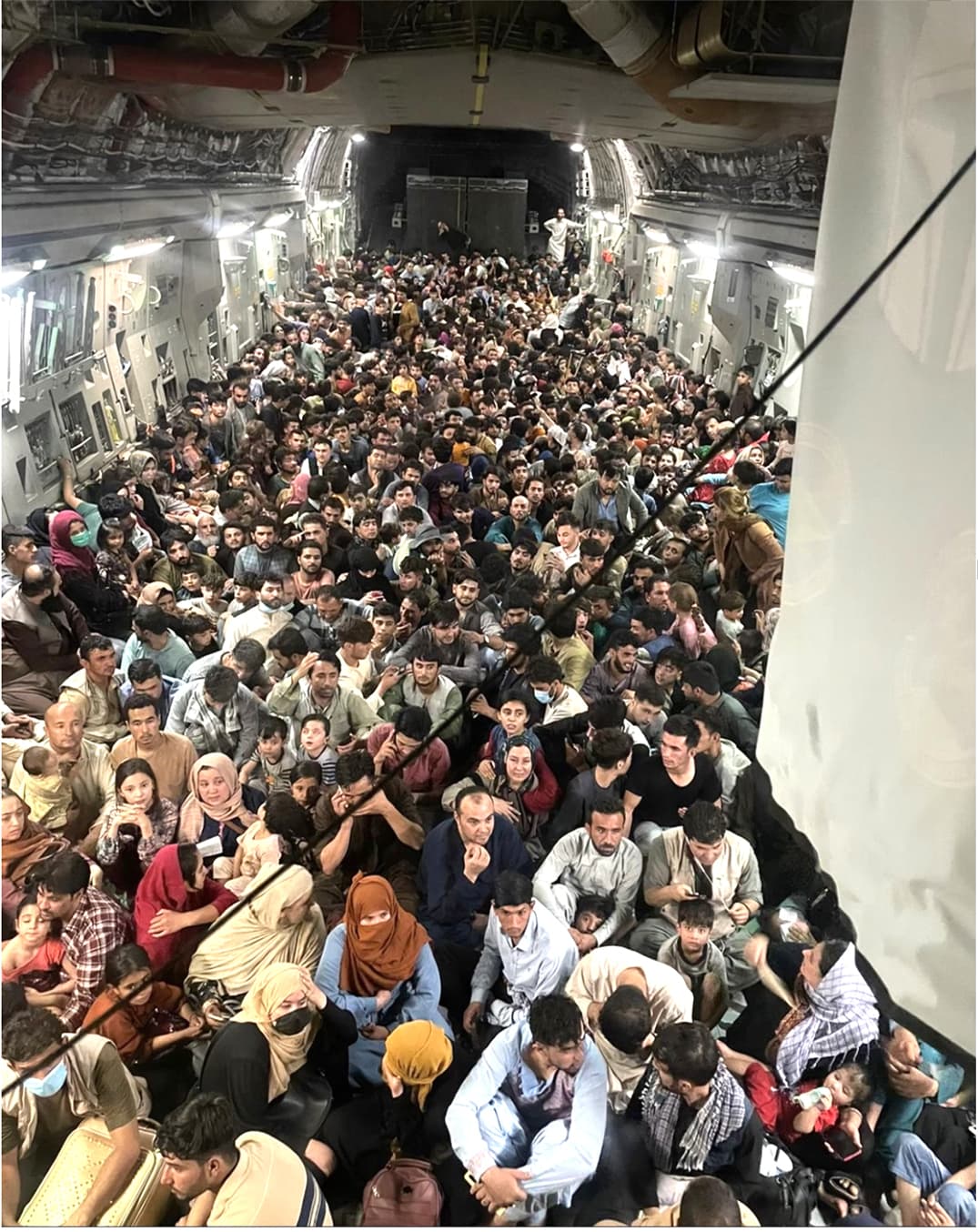 Captura de pantalla de la foto tomada de Defense One el 17 de agosto de 2021.