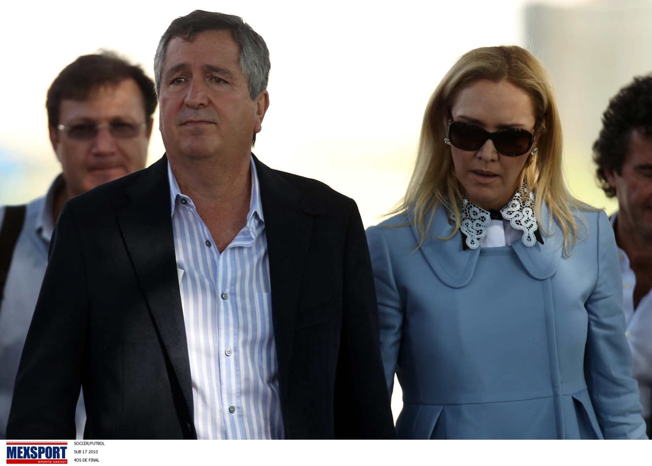 Angélica Fuentes acusa de ilegal su orden de aprehensión
