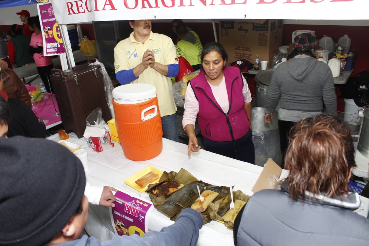 El primer lugar en la categoría de mejor tamal ganará $700 dólares y el primer lugar al mejor atole ganará $500 dólares. Habrá tamales representativos de México, Centroamérica y Sudamérica, por lo que habrá mucha variedad para escoger.
