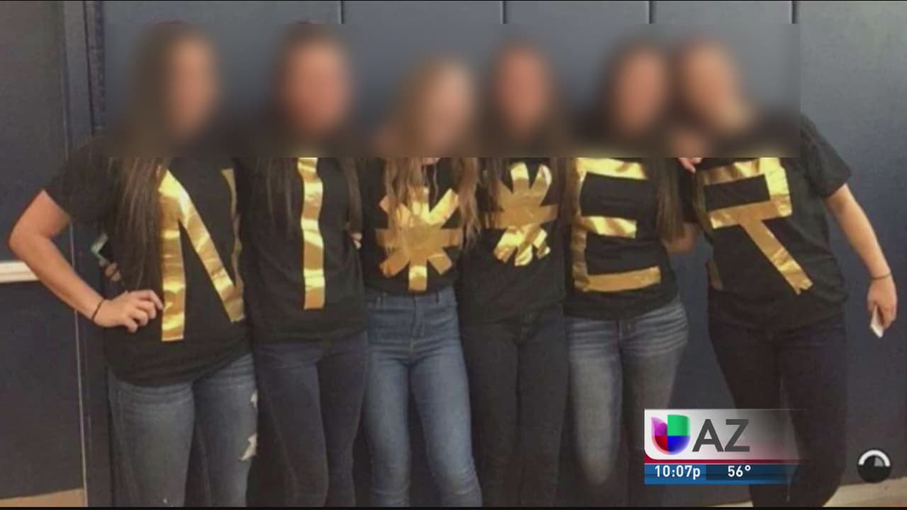 Foto viral de estudiantes de Arizona despierta debate sobre racismo en escuelas 
